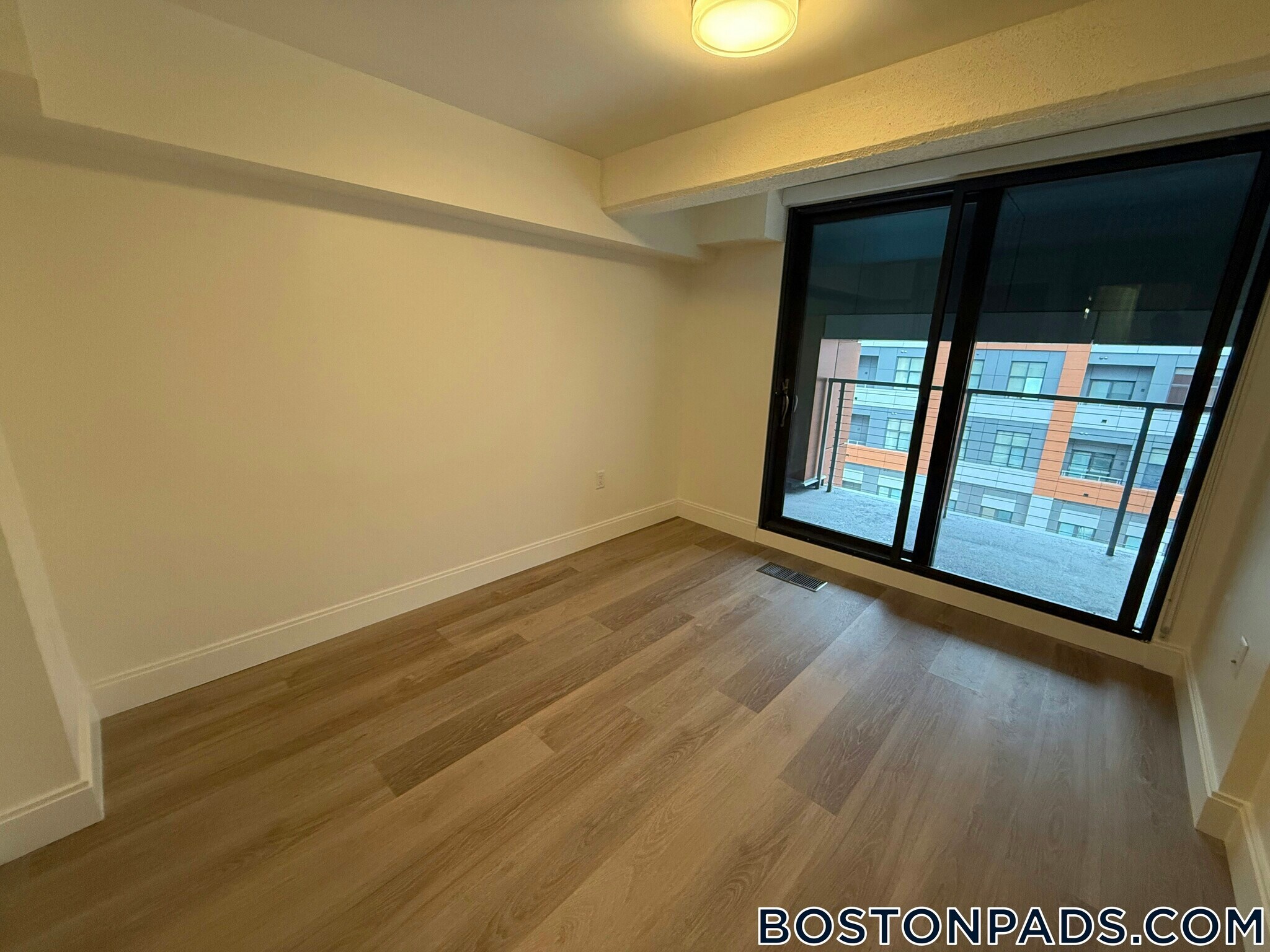 Building Photo - 1079 Commonwealth Ave