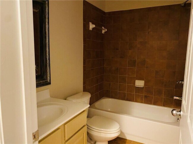 Building Photo - 12866 Deer Park Ln