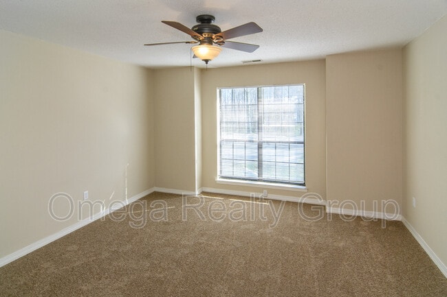 Building Photo - 8048 River Bend Rd