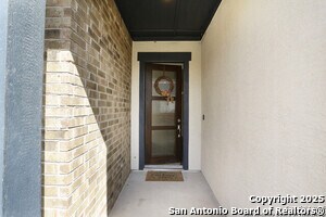Building Photo - 10220 High Noon Dr
