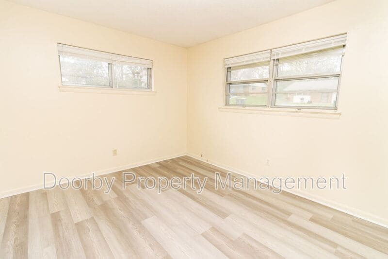 Building Photo - 7833 Basswood Ln