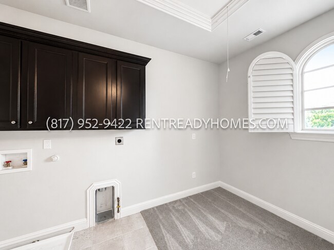 Building Photo - 509 Rockingham Dr