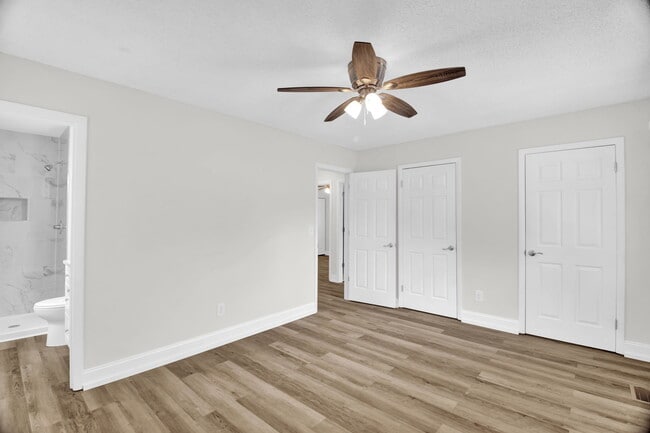 Building Photo - 3 Lord Foxley Ct