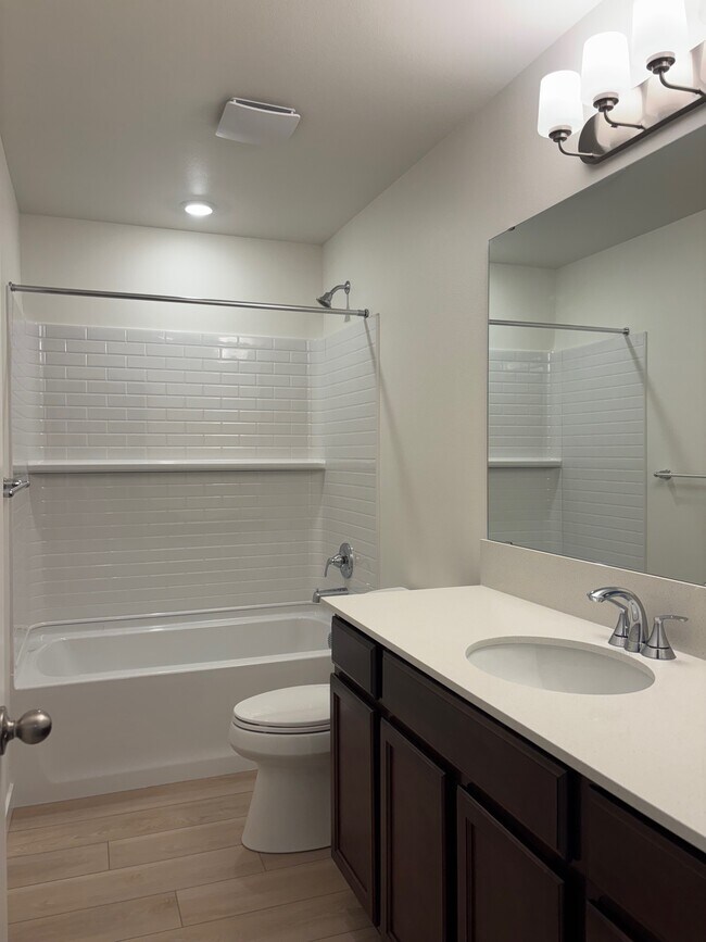 Building Photo - 17058 126th St E