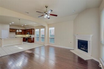 Building Photo - 10804 Sexton Dr