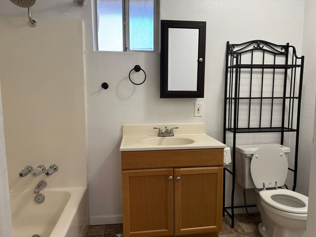 Building Photo - Home on 1 acre lot with above ground pool