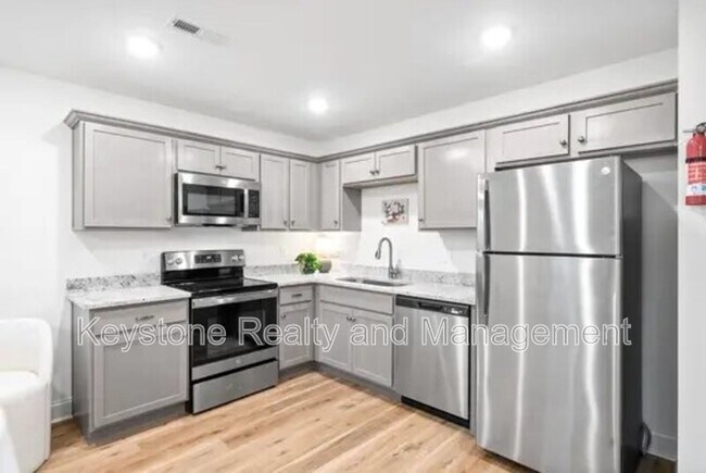 Building Photo - 940 Britton Springs Rd