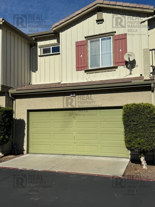 Building Photo - Bright & Open 2-Bed Condo with Loft, Patio & Moreno Valley Ranch Lifestyle