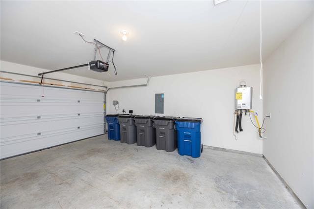 Building Photo - 719 Cool Cyn Trl