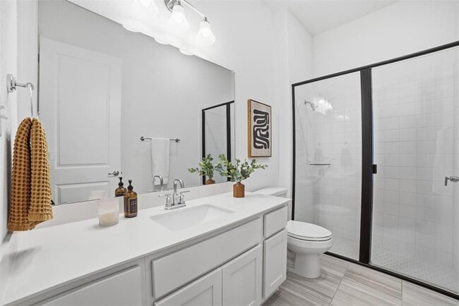 Building Photo - 256 Smoke Tree Cir