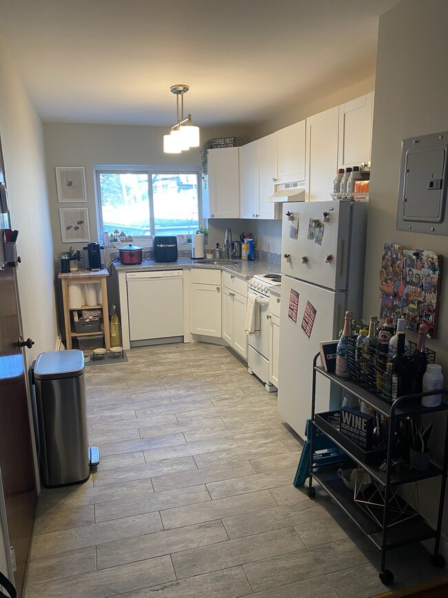 Building Photo - 67 Chiswick Rd