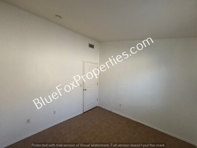 Building Photo - 6756 W Dovewood Way