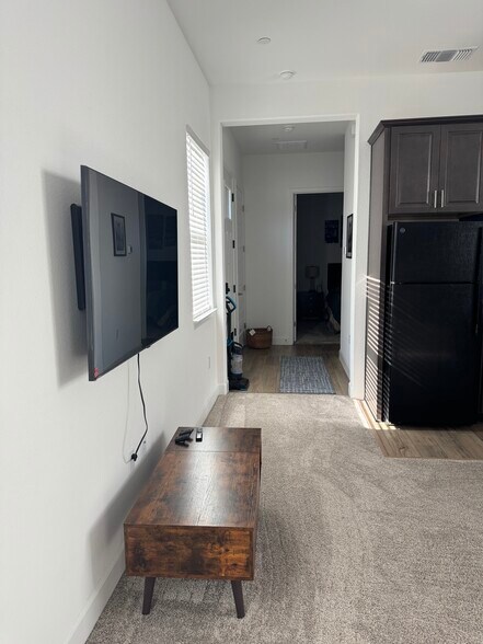 Building Photo - 4641 Blushing Lily Way