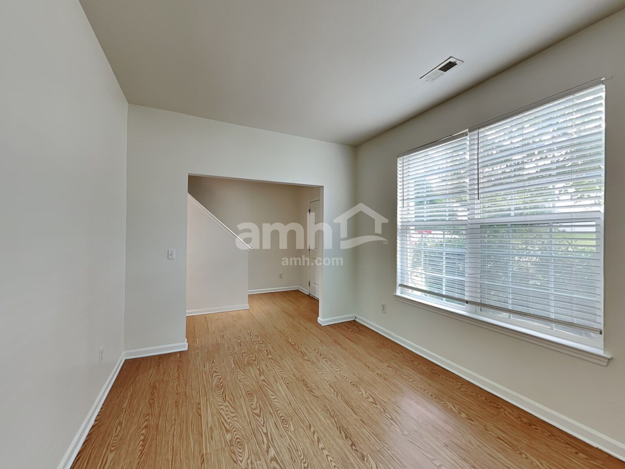 Building Photo - 13624 Whitebark Ct