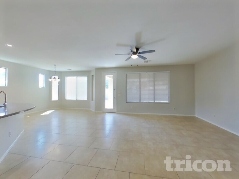 Building Photo - 43207 Lindgren Dr