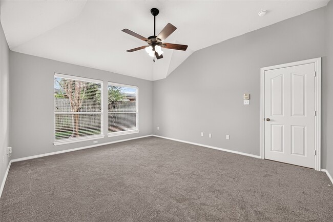 Building Photo - 11915 Lois Ln Dr