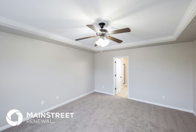 Building Photo - 200 Addison Dr