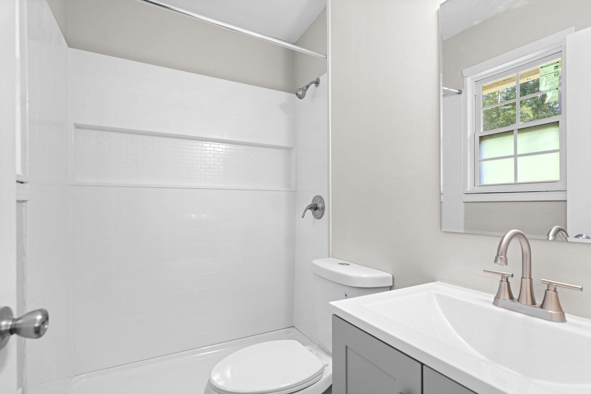 Primary Bath - 1380 Plaza Ave SW