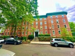 Building Photo - Great 2 bed 1 bath in Eckington/Bloomingda...