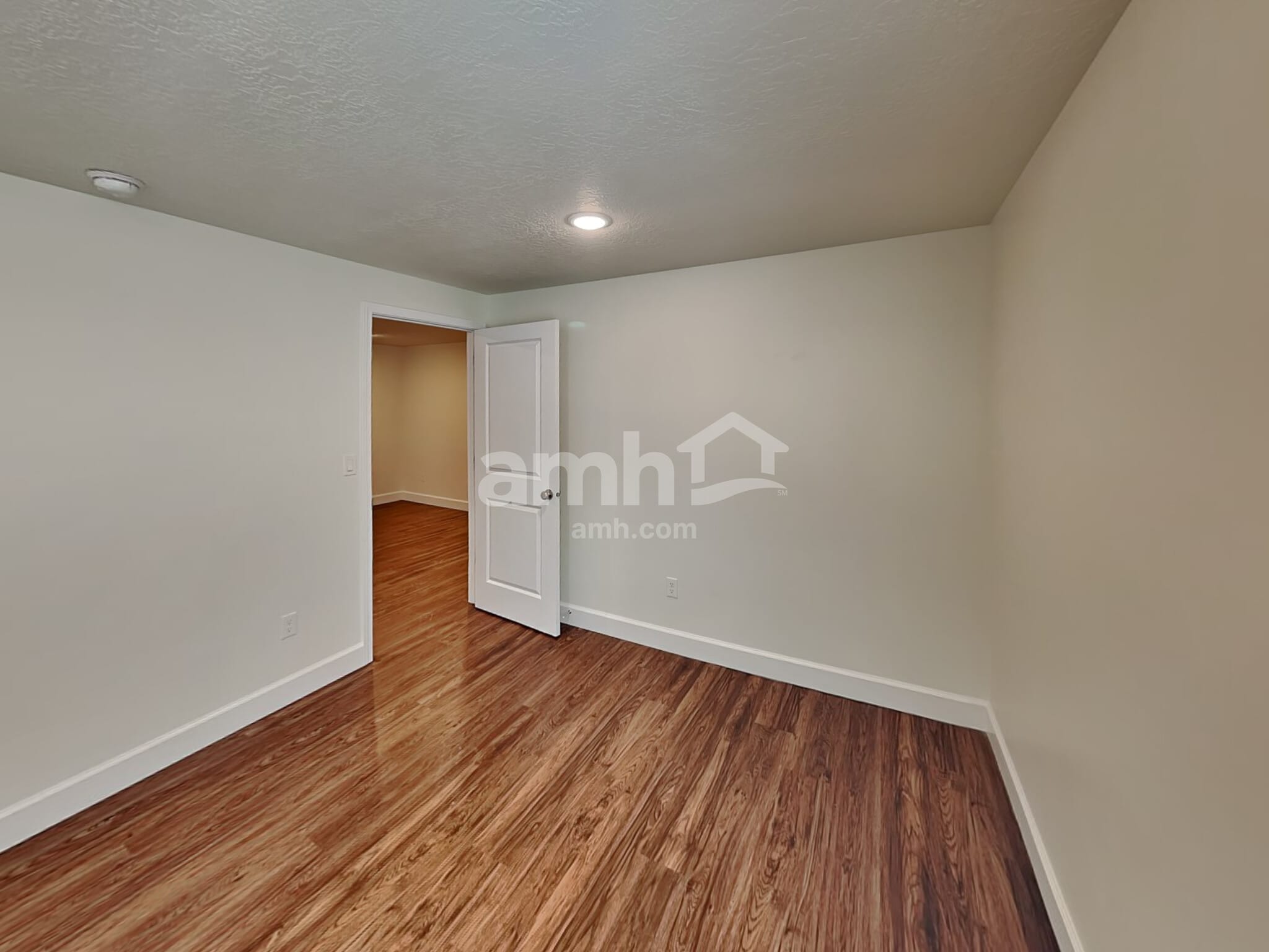Building Photo - 6109 W Arranmore Dr