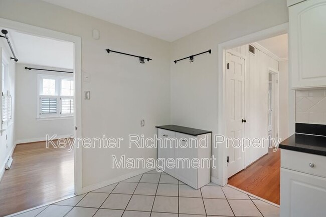 Building Photo - 1506 Antrim Ave