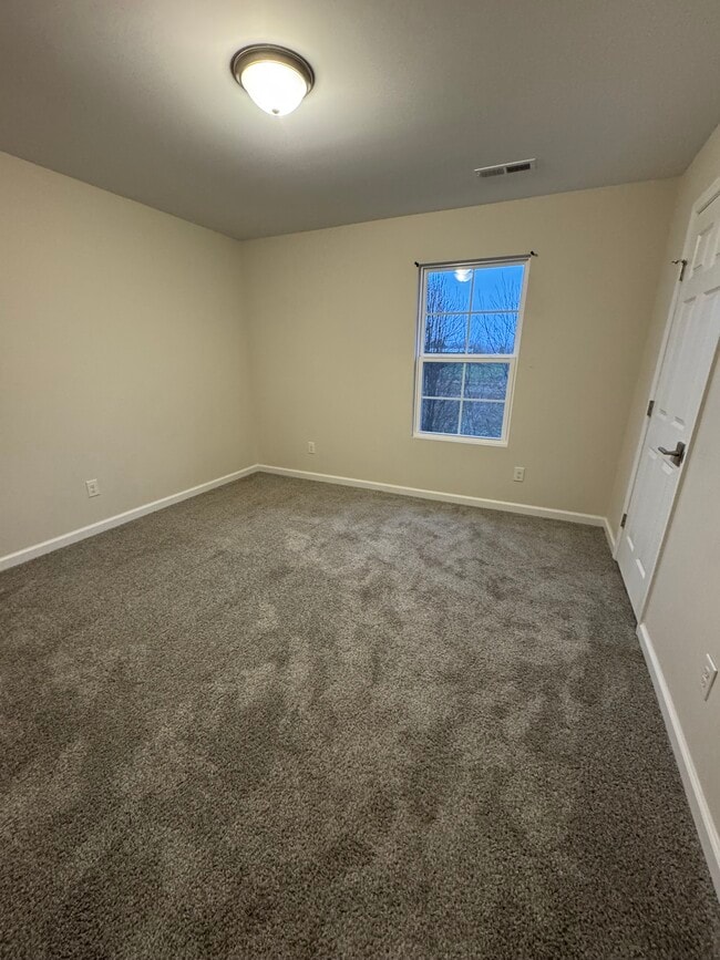 Building Photo - 909 Freeman St