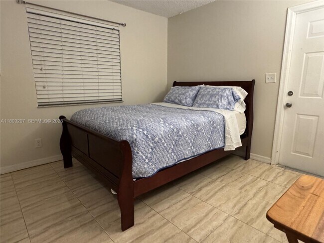 Building Photo - 2306 Liberty St