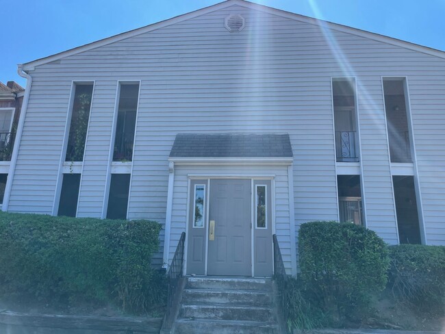 Building Photo - 1017 Stevens Creek Rd