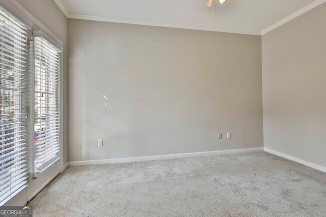 Building Photo - 205 Lexington Village