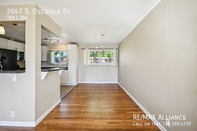 Building Photo - 2647 S Osceola St