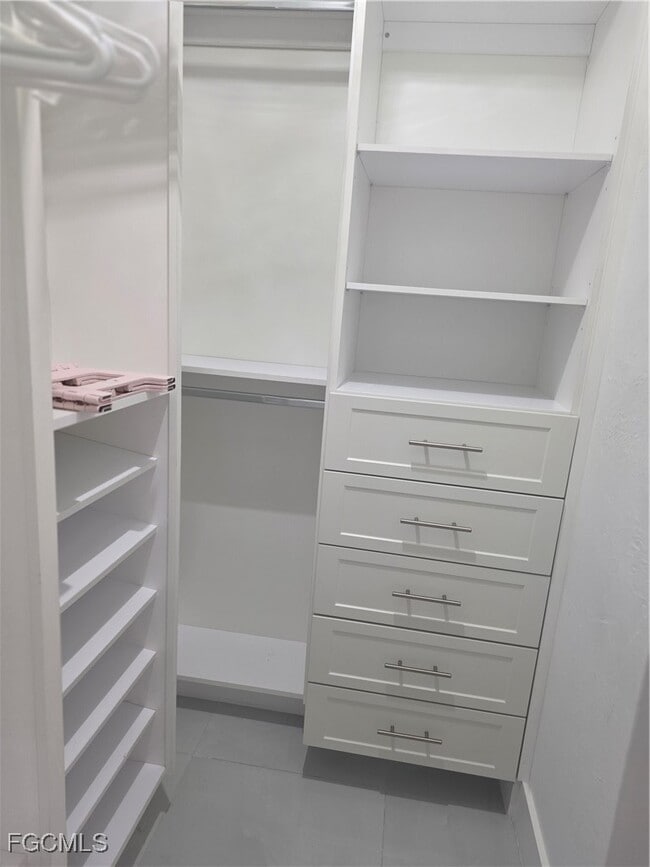 Building Photo - 280 Lanchester Ct