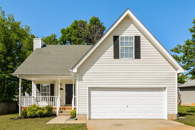 Building Photo - 405 Randall Ln