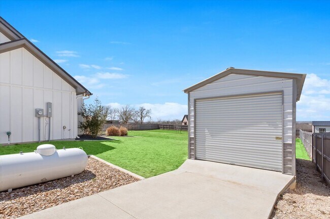 Building Photo - 4453 Cedar Creek Rd
