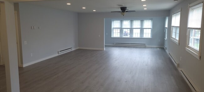 Building Photo - 42A Sunset Rd