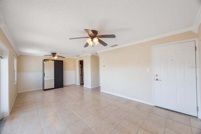 Building Photo - 5092 Beach Dr SE