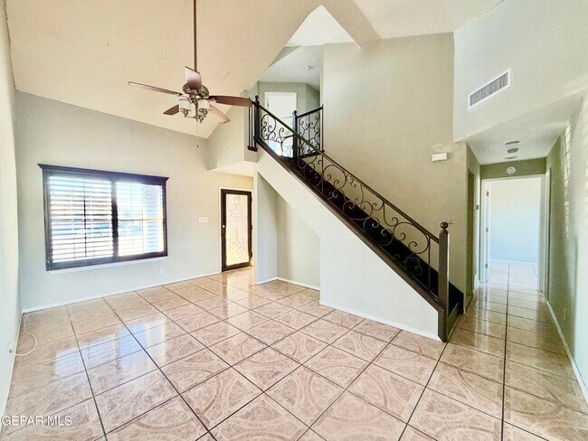 Building Photo - 9150 Bur Oak Cir