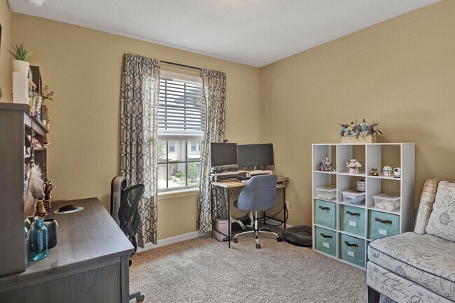 Building Photo - 7036 Beauhaven Ct