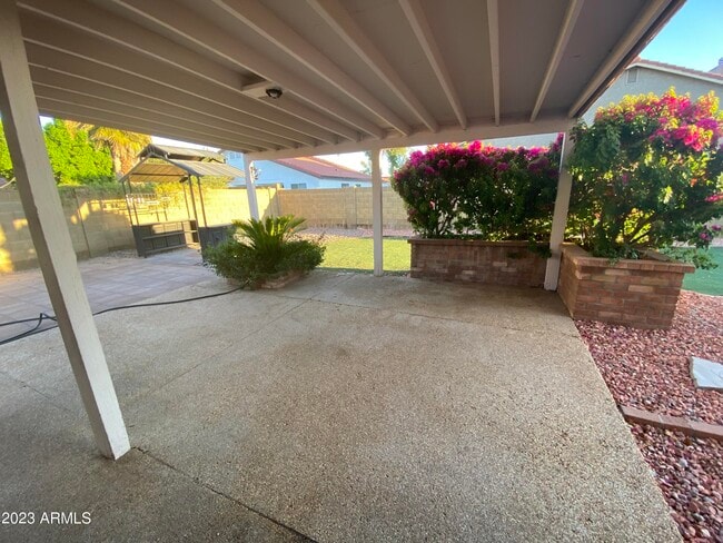 Building Photo - 7815 W Jenan Dr