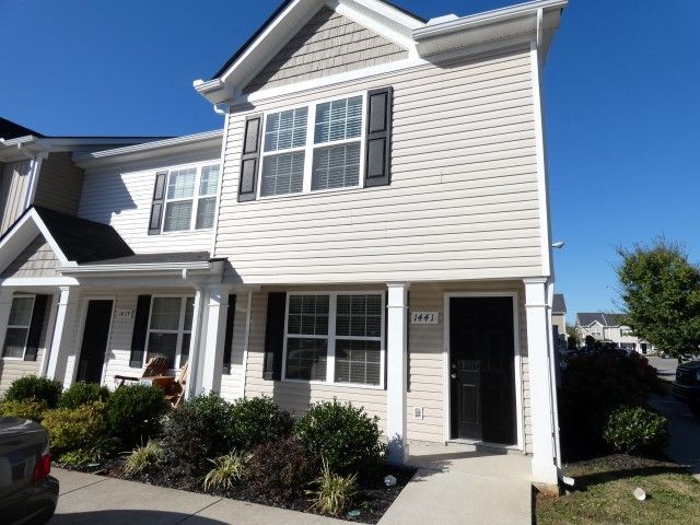 Primary Photo - 2BR/2.5BA Townhome in Cottages of Willowbrook