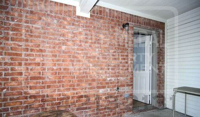 Building Photo - Copperas Cove Cutie – Smart Living Starts on W Ave E!