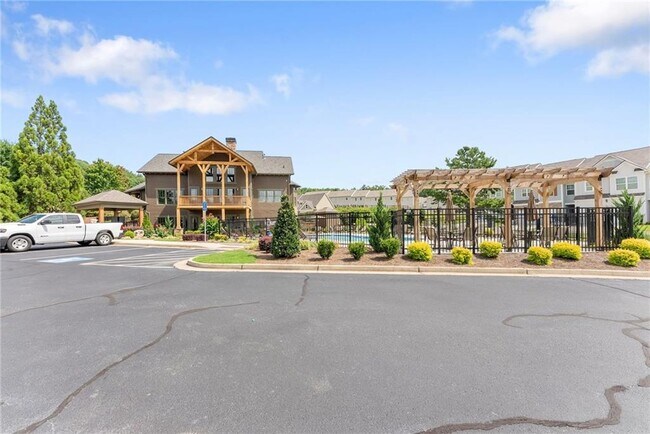 Building Photo - 300 Stoneybrook Dr