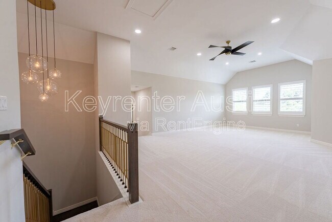 Building Photo - 617 Smarty Jones Ave