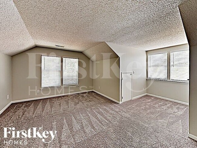 Building Photo - 9014 Tayside Ct