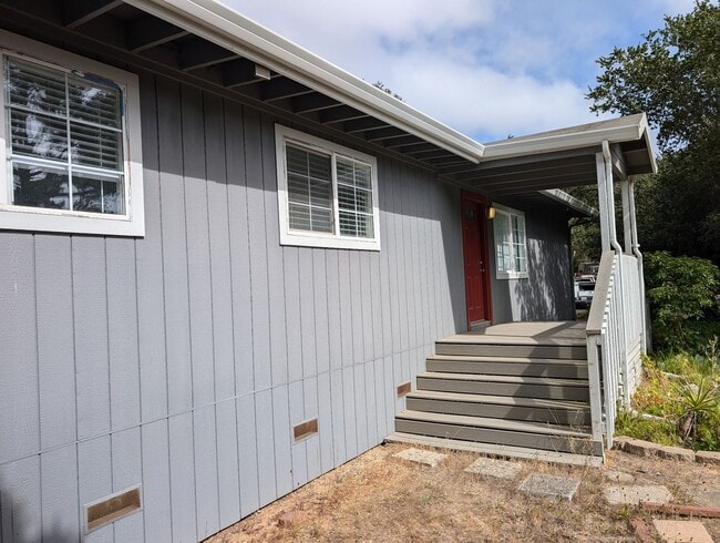 Building Photo - 115 Strawberry Canyon Rd
