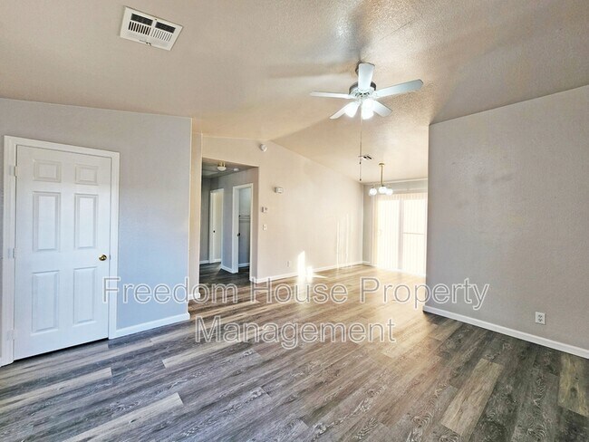 Building Photo - 1381 Ogallala St