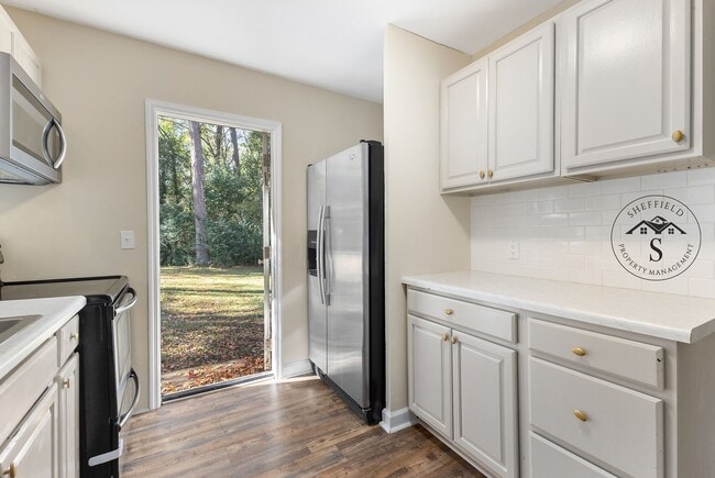 Building Photo - 5625 Morris Ave