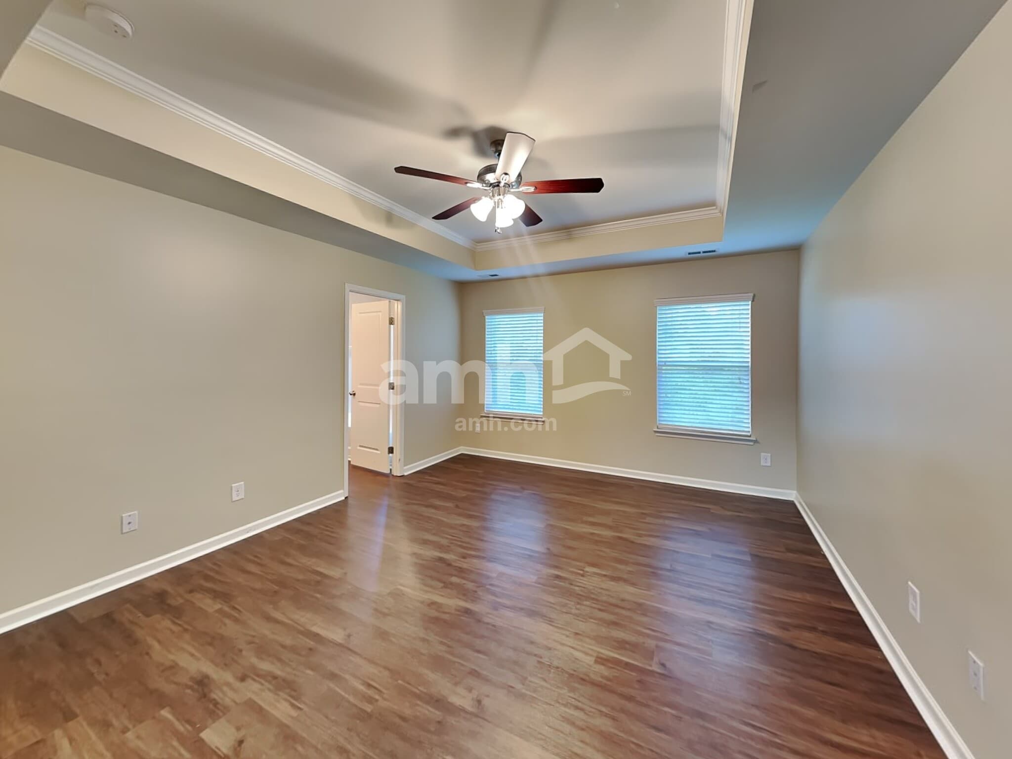 Building Photo - 371 Pulaski Dr SW