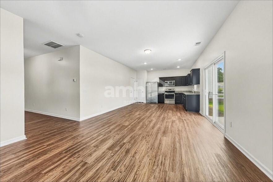 Building Photo - 191 Orion Way