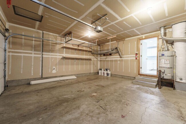 Building Photo - Ask About Specials! A/C Equipped 4 Bedroom 2.5 Bath Located in Desirable Fishers Grove - Union, S...