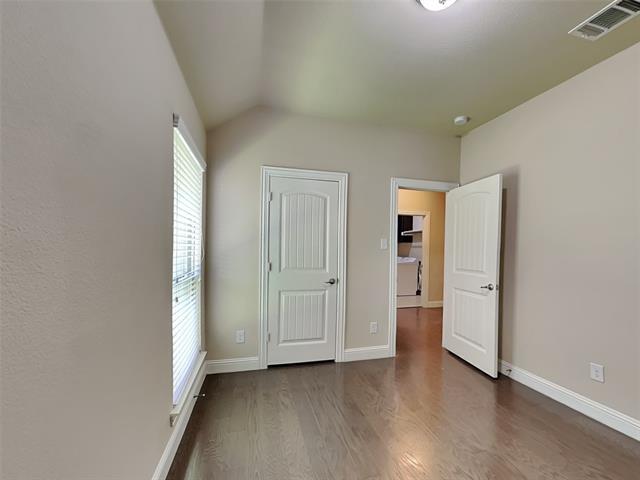 Building Photo - 4101 Wavertree Rd